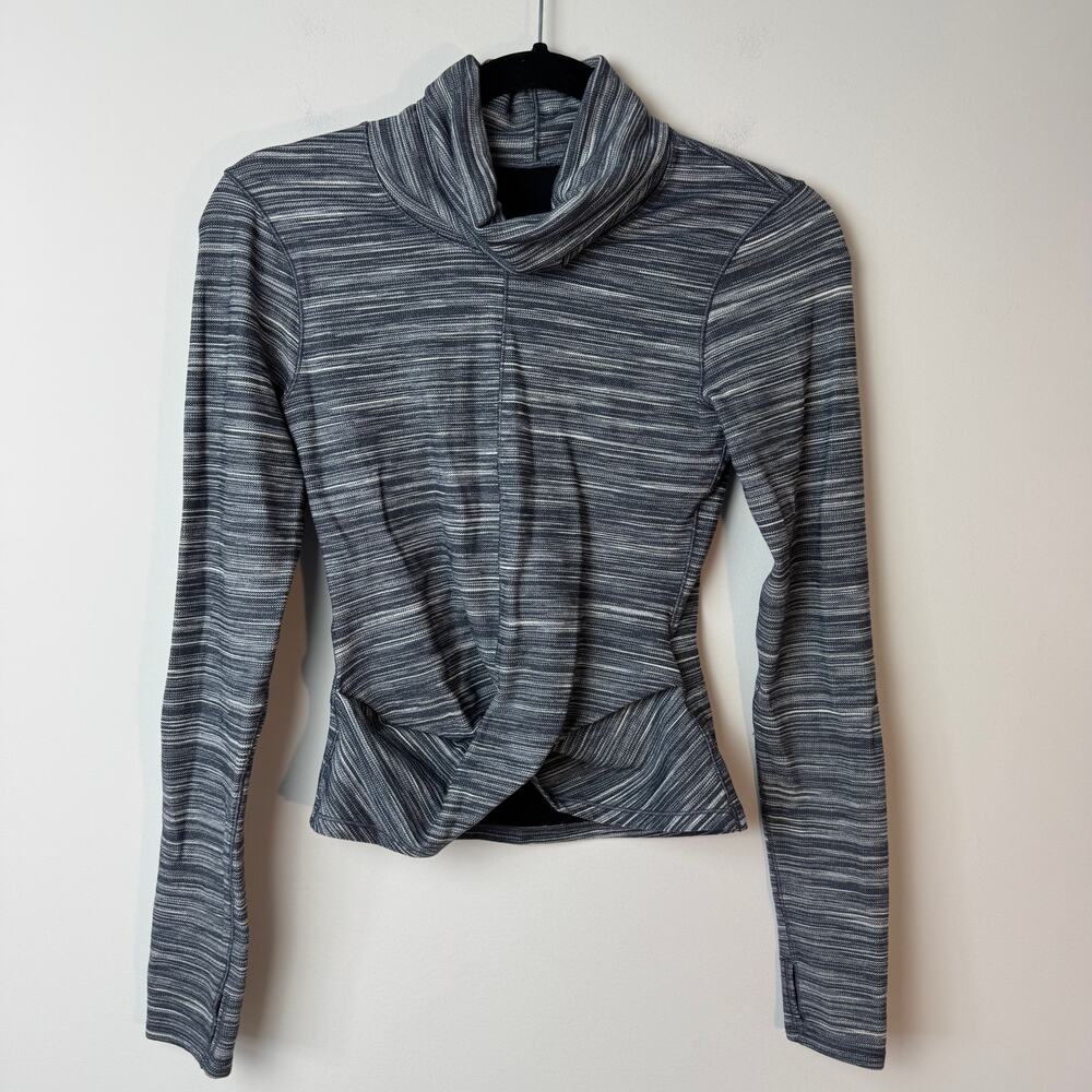 Lululemon Melodic Movement Long Sleeve Mini Space Dye Heathered Black White